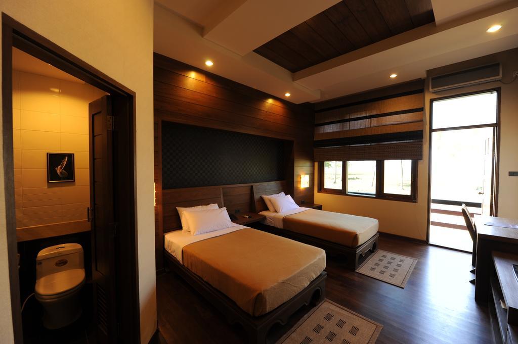 Ocean Paradise Resort Ngwesaung Camera foto